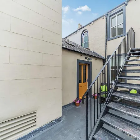 1 Bed In 83084